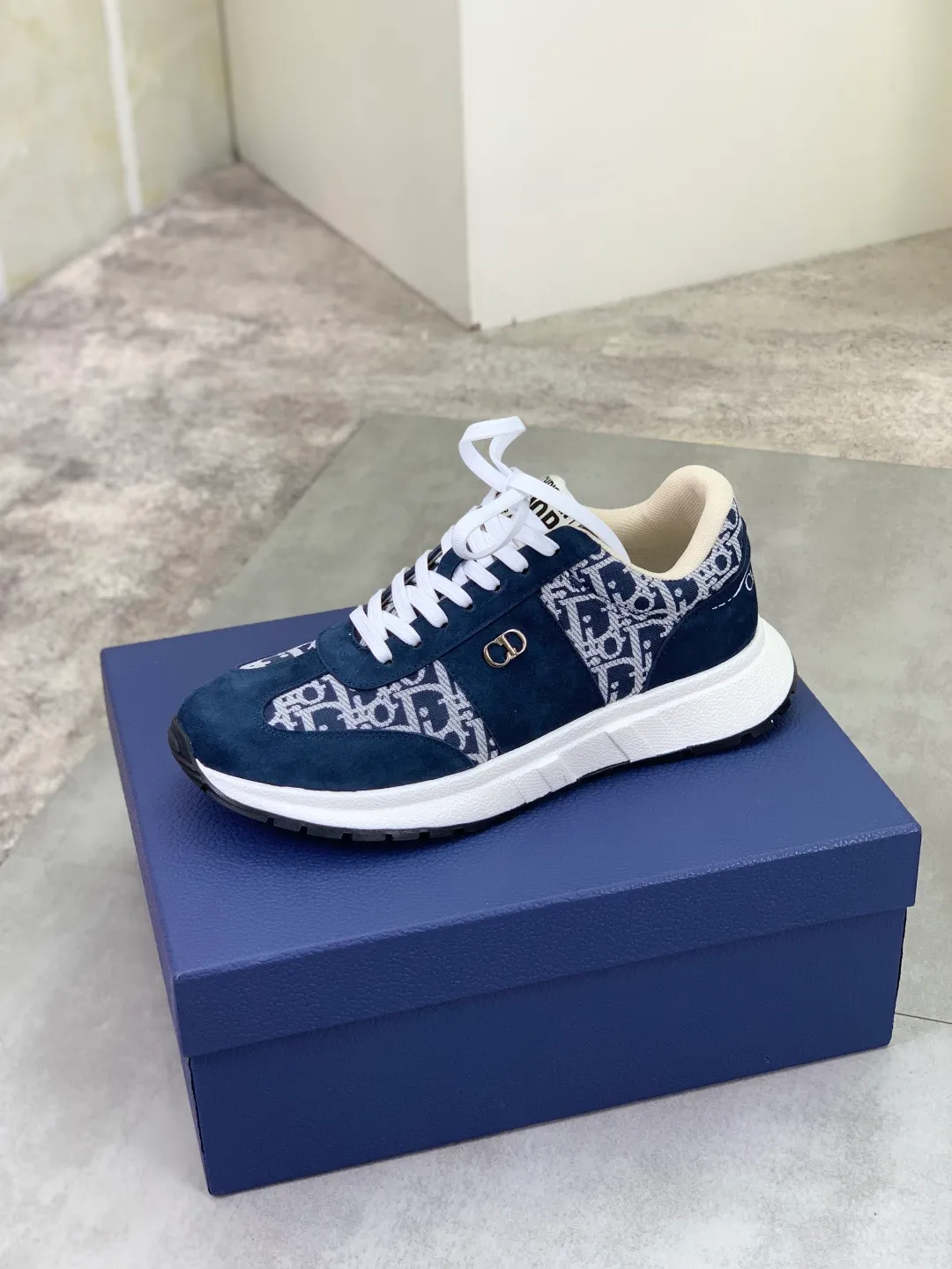 Men's Men's Shoes💰P440💰[New Style]🆘[Dior] 2025 Dior Original Lace-up Low-top Men's Shoes Classic casual shoes 🔥This model is the official classic model, with high quality and made by famous original designers. It is made of high-quality cowhide with original materials➕comfortable and breathable mesh lining➕pigskin insole. The perfect last shape and generous and fashionable design have attracted many consumers and are suitable for drivers to drive🚗. What you want is the best quality in the market. Color: seven colors. Code number: 38--44 (45 46 customized)
